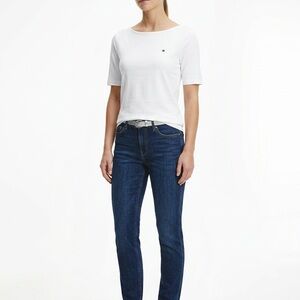 TOMMY HILFIGER Crew Neck Tee Shirt Size M NWT’S